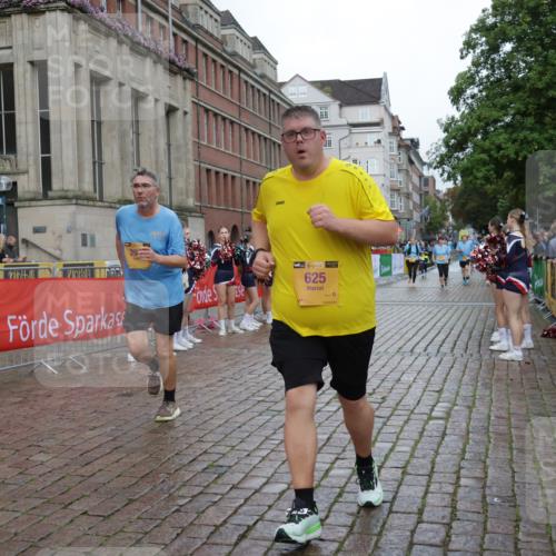 13.09.2026 - Kiel Lauf Yannick Fuchs http://msf.ph/oto/10430388 13.09.2026 11:13:00 Ziel 1168, 3622, 5061, 7065, 11369, 625, 1602, 2827, 2968, 3598, 4461, 4899, 5027, 9300, 9571, 9799, 11599, 12193, 12396, 2696, 3882, 5472, 625, 1000, 1580, 1782, 2968 meine-sportfotos.de