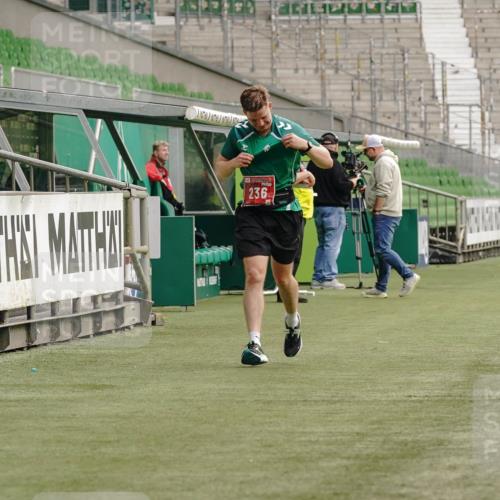 13.09.2026 - 21. swb-Marathon Bremen Michael Burmester http://msf.ph/oto/10430403 13.09.2026 12:22:15 Laufen im Stadion 129, 236, 642, 1957, 1238 meine-sportfotos.de