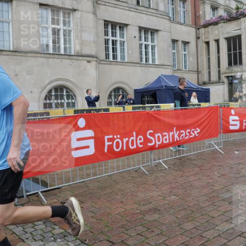 13.09.2026 - Kiel Lauf Yannick Fuchs http://msf.ph/oto/10430412 13.09.2026 11:13:02 Ziel 3882, 5061, 7065, 11369, 1168, 1602, 2827, 2968, 3598, 3622, 4461, 4899, 5027, 9300, 9571, 9799, 11599, 12193, 12396, 2696, 5472, 6237, 10432, 11666, 625, 2968 meine-sportfotos.de