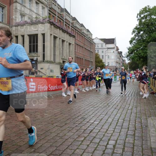 13.09.2026 - Kiel Lauf Yannick Fuchs http://msf.ph/oto/10430491 13.09.2026 11:13:13 Ziel 2696, 3882, 5472, 11369, 1168, 2827, 3622, 4461, 4899, 5027, 5061, 7065, 9300, 9799, 12193, 328, 2290, 2607, 4299, 6237, 8492, 9860, 10432, 11210, 11666, 12234, 1602, 3598, 5027, 9300, 9571, 11599, 12396 meine-sportfotos.de