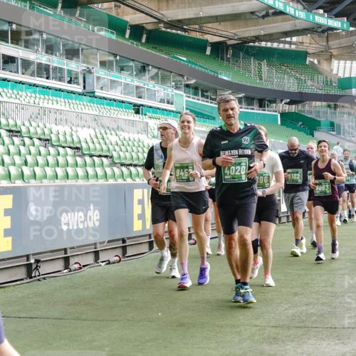 13.09.2026 - 21. swb-Marathon Bremen Michael Burmester http://msf.ph/oto/10430625 13.09.2026 13:28:05 Laufen im Stadion 111, 186, 220, 357, 364, 390, 478, 597, 726, 829, 888, 925, 1079, 1220, 1298, 1325, 1412, 1496, 1608, 1700, 1741, 1769, 1777, 1958, 1961, 1984, 2236, 2309, 2365, 2388, 2404, 2472, 2502, 2507, 2542, 2574, 2582, 2593, 2725, 2743, 2748, 2868, 2875, 2876, 2923, 3045, 3050, 3061, 3073, 3084, 3154, 3184, 3219, 3540, 3589, 3592, 3595, 3694, 3756, 3798, 3826, 3853, 3885, 3907, 3978, 3987, 4108, 4238, 4457, 4660 meine-sportfotos.de