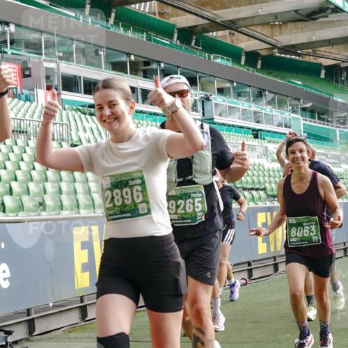 13.09.2026 - 21. swb-Marathon Bremen Michael Burmester http://msf.ph/oto/10430676 13.09.2026 13:28:08 Laufen im Stadion 111, 186, 220, 357, 364, 478, 597, 726, 829, 888, 925, 1079, 1220, 1298, 1325, 1412, 1496, 1608, 1700, 1741, 1769, 1777, 1958, 1961, 1984, 2236, 2309, 2365, 2388, 2404, 2472, 2502, 2507, 2542, 2574, 2582, 2593, 2725, 2743, 2748, 2868, 2875, 2876, 2923, 2991, 3045, 3050, 3061, 3073, 3154, 3184, 3219, 3540, 3589, 3592, 3595, 3678, 3694, 3756, 3798, 3826, 3853, 3885, 3907, 3978, 3987, 4108, 4238, 4457, 4660 meine-sportfotos.de