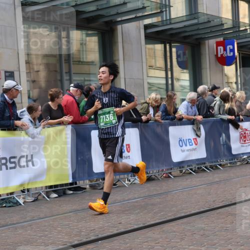 13.09.2026 - 21. swb-Marathon Bremen Strokosch-Dieckow http://msf.ph/oto/10430733 13.09.2026 13:10:37 Ziel 335, 384, 697, 1385, 1498, 2021, 2347, 2759, 3647, 4023, 4475, 4571, 5079, 5155, 5168, 5314, 5387, 6471, 6657, 7115, 7136, 8183, 9410, 9622, 9659, 13248, 604, 640, 1181, 1277, 1554, 2605, 3959, 4727, 5066, 5152, 5532, 5620, 5648, 6267, 7881, 8033, 8064, 8709 meine-sportfotos.de