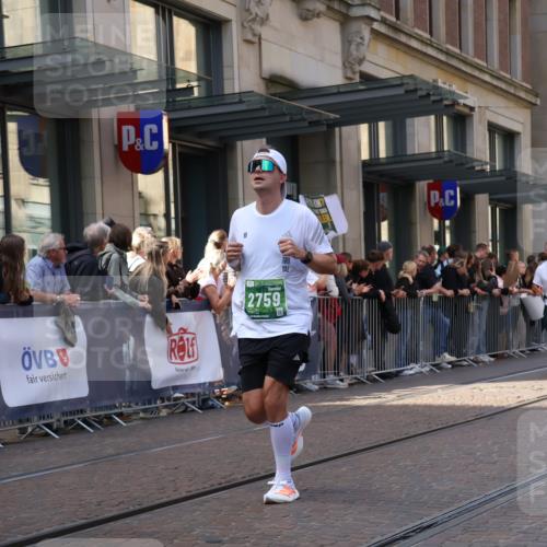13.09.2026 - 21. swb-Marathon Bremen Strokosch-Dieckow http://msf.ph/oto/10430769 13.09.2026 13:10:42 Ziel 335, 384, 697, 1385, 2021, 2759, 3448, 3484, 3647, 4023, 4429, 4475, 4571, 5079, 5155, 5168, 5314, 5387, 6471, 6657, 7115, 7136, 8183, 9410, 9622, 9659, 9762, 13248, 604, 640, 1181, 1277, 1498, 1554, 2347, 2605, 4727, 5066, 5152, 5532, 5620, 5648, 6267, 7881, 8033, 13248 meine-sportfotos.de