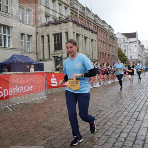 13.09.2026 - Kiel Lauf Yannick Fuchs http://msf.ph/oto/10430806 13.09.2026 11:14:04 Ziel 489, 9873, 328, 2607, 4575, 8492, 8831, 9552, 9553, 9787, 9860, 10660, 11210, 397, 3278, 5478, 9272, 328, 2290, 2607, 4299, 6237, 9860, 10432, 11210, 11666, 12234 meine-sportfotos.de