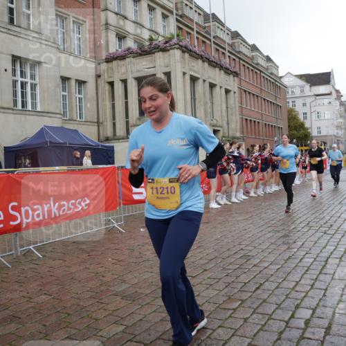 13.09.2026 - Kiel Lauf Yannick Fuchs http://msf.ph/oto/10430809 13.09.2026 11:14:04 Ziel 489, 9873, 328, 2607, 4575, 8492, 8831, 9552, 9553, 9787, 9860, 10660, 11210, 397, 3278, 5478, 9272, 328, 2290, 2607, 4299, 6237, 9860, 10432, 11210, 11666, 12234 meine-sportfotos.de