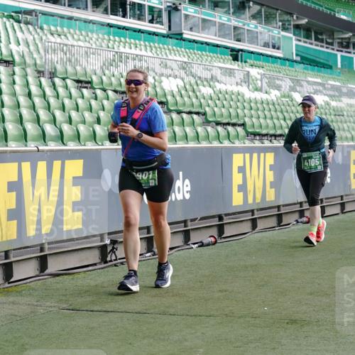 13.09.2026 - 21. swb-Marathon Bremen Michael Burmester http://msf.ph/oto/10430834 13.09.2026 13:28:21 Laufen im Stadion 111, 186, 220, 357, 364, 422, 478, 597, 685, 726, 729, 829, 888, 925, 986, 1079, 1220, 1298, 1325, 1384, 1412, 1496, 1608, 1700, 1741, 1769, 1777, 1958, 1961, 1984, 2236, 2326, 2365, 2388, 2404, 2472, 2502, 2507, 2574, 2593, 2725, 2743, 2748, 2862, 2868, 2875, 2876, 2923, 2924, 2991, 3020, 3045, 3050, 3061, 3073, 3154, 3184, 3219, 3238, 3321, 3540, 3589, 3592, 3594, 3595, 3678, 3694, 3755, 3756, 3798, 3826, 3853, 3885, 3907, 3953, 3978, 3987, 4108, 4238, 4457, 4660 meine-sportfotos.de