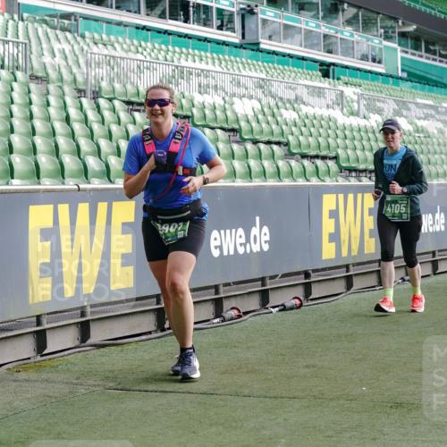13.09.2026 - 21. swb-Marathon Bremen Michael Burmester http://msf.ph/oto/10430844 13.09.2026 13:28:21 Laufen im Stadion 111, 186, 220, 357, 364, 422, 478, 597, 685, 726, 729, 829, 888, 925, 986, 1079, 1220, 1298, 1325, 1384, 1412, 1496, 1608, 1700, 1741, 1769, 1777, 1958, 1961, 1984, 2236, 2326, 2365, 2388, 2404, 2472, 2502, 2507, 2574, 2593, 2725, 2743, 2748, 2862, 2868, 2875, 2876, 2923, 2924, 2991, 3020, 3045, 3050, 3061, 3073, 3154, 3184, 3219, 3238, 3321, 3540, 3589, 3592, 3594, 3595, 3678, 3694, 3755, 3756, 3798, 3826, 3853, 3885, 3907, 3953, 3978, 3987, 4108, 4238, 4457, 4660 meine-sportfotos.de
