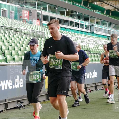 13.09.2026 - 21. swb-Marathon Bremen Michael Burmester http://msf.ph/oto/10430866 13.09.2026 13:28:25 Laufen im Stadion 111, 186, 220, 357, 364, 422, 476, 478, 597, 685, 726, 729, 829, 888, 925, 986, 1079, 1220, 1298, 1325, 1384, 1412, 1496, 1608, 1615, 1741, 1769, 1777, 1958, 1961, 1984, 2236, 2326, 2365, 2404, 2472, 2502, 2507, 2574, 2593, 2725, 2743, 2748, 2862, 2868, 2875, 2876, 2923, 2924, 2991, 3020, 3045, 3050, 3061, 3073, 3154, 3184, 3219, 3238, 3274, 3321, 3361, 3589, 3592, 3594, 3595, 3678, 3694, 3755, 3756, 3798, 3826, 3853, 3885, 3907, 3953, 3971, 3978, 3987, 4108, 4238, 4457, 4660 meine-sportfotos.de