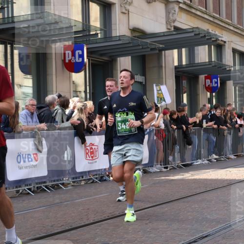 13.09.2026 - 21. swb-Marathon Bremen Strokosch-Dieckow http://msf.ph/oto/10430980 13.09.2026 13:10:51 Ziel 335, 697, 1349, 2021, 2087, 2759, 3440, 3448, 3484, 3647, 4429, 4475, 4571, 5079, 6274, 6471, 6657, 8183, 8474, 9410, 9618, 9622, 9762, 384, 1181, 1385, 1498, 1554, 2347, 2605, 4023, 4475, 4727, 5066, 5152, 5155, 5168, 5314, 5387, 5620, 5648, 6267, 7115, 7136, 7881, 9659, 13248 meine-sportfotos.de