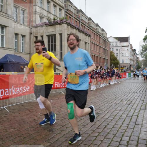 13.09.2026 - Kiel Lauf Yannick Fuchs http://msf.ph/oto/10430997 13.09.2026 11:14:52 Ziel 3706, 3707, 3708, 5601, 9273, 11482, 270, 283, 1338, 1339, 2520, 3278, 3706, 5478, 6378, 6783, 6806, 6905, 7787, 7998, 10278, 2092, 10116, 10124, 397, 3278, 5478, 9272 meine-sportfotos.de