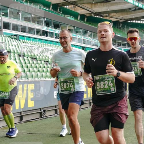 13.09.2026 - 21. swb-Marathon Bremen Michael Burmester http://msf.ph/oto/10431004 13.09.2026 13:28:32 Laufen im Stadion 111, 220, 357, 422, 476, 478, 597, 685, 726, 729, 754, 829, 888, 925, 986, 1079, 1220, 1298, 1325, 1384, 1412, 1496, 1608, 1615, 1741, 1769, 1777, 1958, 1961, 1984, 2236, 2326, 2365, 2472, 2502, 2507, 2574, 2593, 2725, 2743, 2862, 2868, 2875, 2876, 2923, 2924, 2991, 3020, 3045, 3061, 3073, 3154, 3184, 3219, 3238, 3274, 3321, 3361, 3589, 3592, 3594, 3595, 3678, 3694, 3755, 3798, 3826, 3853, 3885, 3907, 3953, 3965, 3971, 3978, 3987, 4011, 4108, 4238, 4457, 4660 meine-sportfotos.de