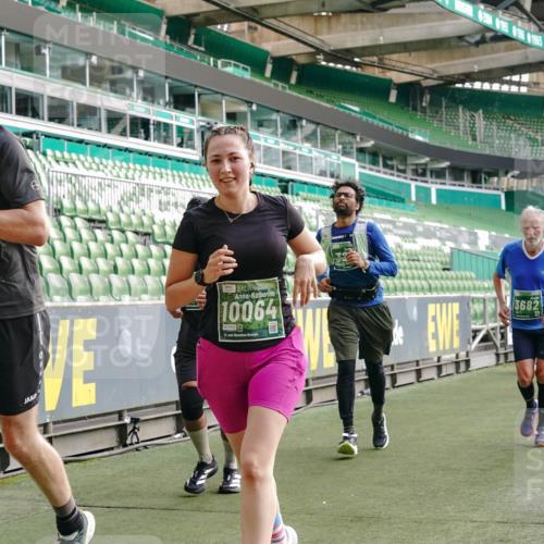 13.09.2026 - 21. swb-Marathon Bremen Michael Burmester http://msf.ph/oto/10431054 13.09.2026 13:28:35 Laufen im Stadion 111, 220, 357, 422, 476, 478, 597, 685, 726, 729, 754, 829, 888, 925, 986, 1079, 1220, 1298, 1325, 1384, 1412, 1496, 1608, 1615, 1741, 1769, 1777, 1958, 1961, 1984, 2236, 2326, 2365, 2472, 2502, 2574, 2593, 2725, 2743, 2862, 2868, 2875, 2876, 2923, 2924, 2991, 3020, 3045, 3061, 3073, 3129, 3154, 3184, 3219, 3238, 3274, 3321, 3361, 3589, 3592, 3594, 3595, 3678, 3694, 3755, 3758, 3798, 3826, 3853, 3885, 3907, 3953, 3965, 3971, 3978, 3987, 4011, 4108, 4238, 4457, 4660 meine-sportfotos.de