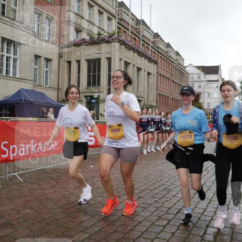 13.09.2026 - Kiel Lauf Yannick Fuchs http://msf.ph/oto/10431056 13.09.2026 11:15:05 Ziel 2092, 10116, 10124, 270, 2520, 3706, 3707, 3708, 5601, 6378, 6783, 6806, 6905, 7787, 9273, 10278, 11482, 155, 2401, 270, 283, 1338, 1339, 2520, 6806, 7998, 10278 meine-sportfotos.de