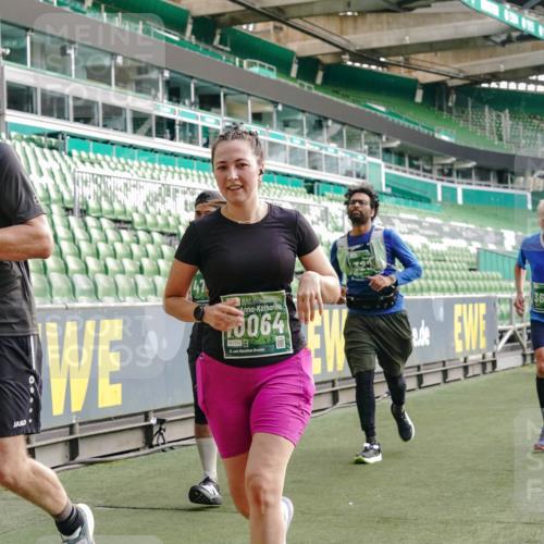 13.09.2026 - 21. swb-Marathon Bremen Michael Burmester http://msf.ph/oto/10431063 13.09.2026 13:28:35 Laufen im Stadion 111, 220, 357, 422, 476, 478, 597, 685, 726, 729, 754, 829, 888, 925, 986, 1079, 1220, 1298, 1325, 1384, 1412, 1496, 1608, 1615, 1741, 1769, 1777, 1958, 1961, 1984, 2236, 2326, 2365, 2472, 2502, 2574, 2593, 2725, 2743, 2862, 2868, 2875, 2876, 2923, 2924, 2991, 3020, 3045, 3061, 3073, 3129, 3154, 3184, 3219, 3238, 3274, 3321, 3361, 3589, 3592, 3594, 3595, 3678, 3694, 3755, 3758, 3798, 3826, 3853, 3885, 3907, 3953, 3965, 3971, 3978, 3987, 4011, 4108, 4238, 4457, 4660 meine-sportfotos.de