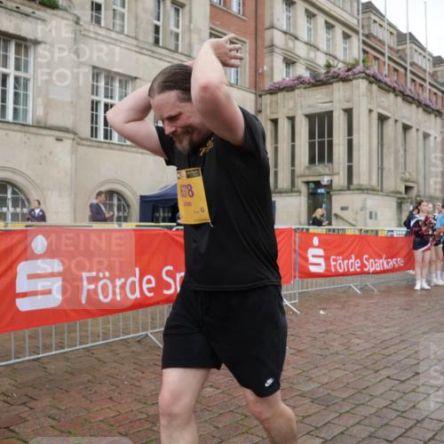13.09.2026 - Kiel Lauf Yannick Fuchs http://msf.ph/oto/10431121 13.09.2026 11:15:12 Ziel 2092, 3706, 3707, 3708, 5601, 6378, 6905, 9273, 10116, 10124, 11482, 155, 2401, 3087, 5327, 11871, 270, 2520, 6378, 6783, 6806, 7787, 10278 meine-sportfotos.de