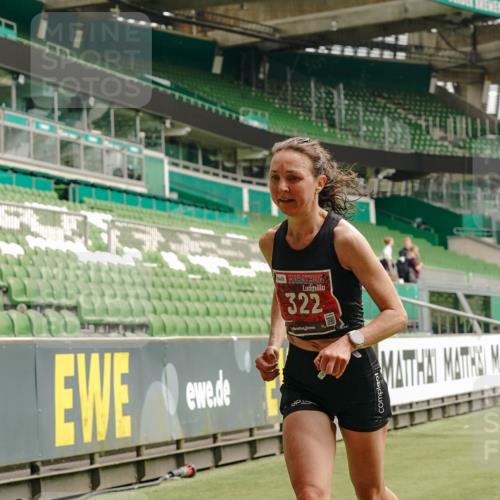 13.09.2026 - 21. swb-Marathon Bremen Michael Burmester http://msf.ph/oto/10431143 13.09.2026 12:26:21 Laufen im Stadion 206, 238, 322, 447, 814, 841, 875, 968, 1187, 1313, 1840, 2044, 2143, 129, 236, 798, 1567 meine-sportfotos.de