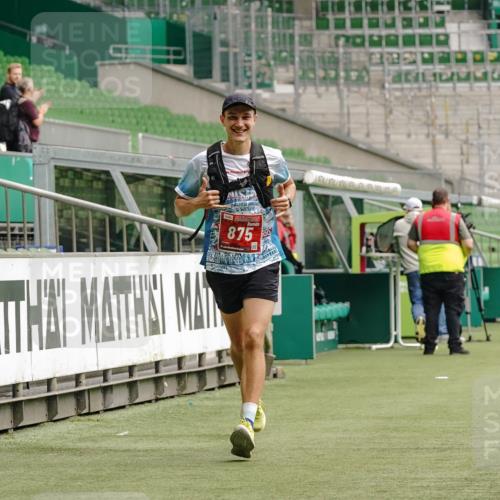 13.09.2026 - 21. swb-Marathon Bremen Michael Burmester http://msf.ph/oto/10431163 13.09.2026 12:26:37 Laufen im Stadion 103, 206, 238, 322, 447, 841, 875, 968, 1187, 1840, 2044, 2143, 129, 236, 289, 798, 1483, 1490, 1567 meine-sportfotos.de