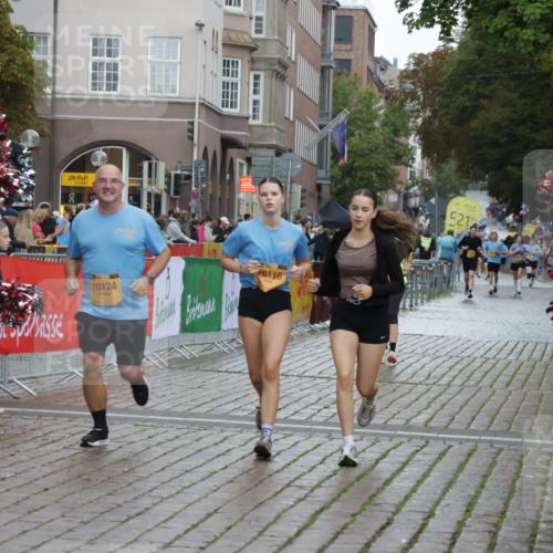 13.09.2026 - Kiel Lauf Yannick Fuchs http://msf.ph/oto/10431222 13.09.2026 11:15:29 Ziel 155, 1246, 2401, 3087, 5327, 11871, 12831, 12832, 12833, 12834, 2092, 2401, 10116, 10124, 9175, 5601, 9273 meine-sportfotos.de