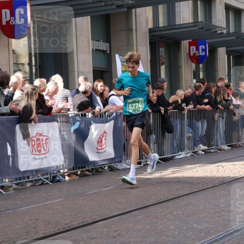 13.09.2026 - 21. swb-Marathon Bremen Strokosch-Dieckow http://msf.ph/oto/10431229 13.09.2026 13:11:03 Ziel 382, 1349, 2087, 3440, 3448, 3484, 3899, 4429, 6274, 7109, 8474, 8982, 9291, 9618, 9762, 335, 384, 697, 1385, 1498, 2021, 2347, 2759, 3647, 4023, 4475, 4571, 5079, 5155, 5168, 5314, 5387, 6471, 6657, 7115, 7136, 8183, 9410, 9622, 9659, 13248 meine-sportfotos.de