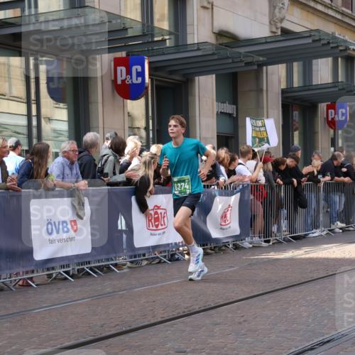13.09.2026 - 21. swb-Marathon Bremen Strokosch-Dieckow http://msf.ph/oto/10431238 13.09.2026 13:11:03 Ziel 382, 1349, 2087, 3440, 3448, 3484, 3899, 4429, 6274, 7109, 8474, 8982, 9291, 9618, 9762, 335, 384, 697, 1385, 1498, 2021, 2347, 2759, 3647, 4023, 4475, 4571, 5079, 5155, 5168, 5314, 5387, 6471, 6657, 7115, 7136, 8183, 9410, 9622, 9659, 13248 meine-sportfotos.de