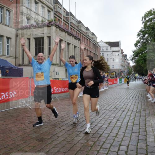 13.09.2026 - Kiel Lauf Yannick Fuchs http://msf.ph/oto/10431246 13.09.2026 11:15:34 Ziel 155, 1246, 3087, 5327, 11871, 12831, 12832, 12833, 12834, 155, 2092, 2401, 10116, 10124, 2414, 4309, 4571, 9175, 9708, 10116, 10124 meine-sportfotos.de