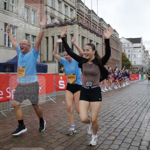 13.09.2026 - Kiel Lauf Yannick Fuchs http://msf.ph/oto/10431258 13.09.2026 11:15:34 Ziel 155, 1246, 3087, 5327, 11871, 12831, 12832, 12833, 12834, 155, 2092, 2401, 10116, 10124, 2414, 4309, 4571, 9175, 9708, 10116, 10124 meine-sportfotos.de