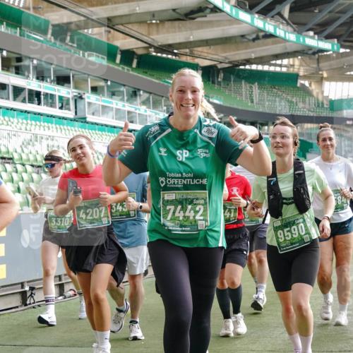 13.09.2026 - 21. swb-Marathon Bremen Michael Burmester http://msf.ph/oto/10431259 13.09.2026 13:28:44 Laufen im Stadion 111, 220, 357, 422, 476, 478, 597, 685, 726, 729, 754, 829, 888, 925, 986, 1079, 1220, 1298, 1325, 1384, 1496, 1608, 1615, 1741, 1769, 1777, 1958, 1961, 1984, 2236, 2326, 2365, 2436, 2472, 2502, 2574, 2593, 2725, 2740, 2743, 2862, 2868, 2876, 2924, 2991, 3020, 3061, 3073, 3129, 3154, 3219, 3238, 3274, 3321, 3361, 3589, 3592, 3594, 3595, 3605, 3678, 3694, 3755, 3758, 3798, 3826, 3853, 3885, 3907, 3953, 3965, 3971, 3978, 3987, 4011, 4108, 4238, 4457, 4660 meine-sportfotos.de
