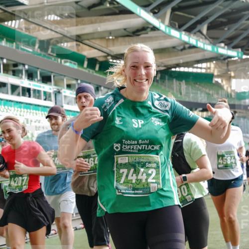 13.09.2026 - 21. swb-Marathon Bremen Michael Burmester http://msf.ph/oto/10431289 13.09.2026 13:28:44 Laufen im Stadion 111, 220, 357, 422, 476, 478, 597, 685, 726, 729, 754, 829, 888, 925, 986, 1079, 1220, 1298, 1325, 1384, 1496, 1608, 1615, 1741, 1769, 1777, 1958, 1961, 1984, 2236, 2326, 2365, 2436, 2472, 2502, 2574, 2593, 2725, 2740, 2743, 2862, 2868, 2876, 2924, 2991, 3020, 3061, 3073, 3129, 3154, 3219, 3238, 3274, 3321, 3361, 3589, 3592, 3594, 3595, 3605, 3678, 3694, 3755, 3758, 3798, 3826, 3853, 3885, 3907, 3953, 3965, 3971, 3978, 3987, 4011, 4108, 4238, 4457, 4660 meine-sportfotos.de