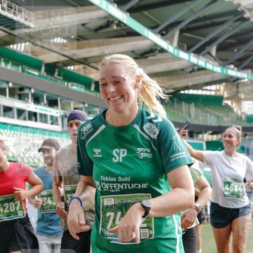 13.09.2026 - 21. swb-Marathon Bremen Michael Burmester http://msf.ph/oto/10431303 13.09.2026 13:28:45 Laufen im Stadion 111, 220, 357, 422, 476, 478, 597, 685, 726, 729, 754, 829, 888, 925, 986, 1079, 1220, 1298, 1325, 1384, 1496, 1608, 1615, 1741, 1769, 1777, 1958, 1984, 2236, 2326, 2365, 2436, 2472, 2502, 2574, 2593, 2740, 2743, 2862, 2868, 2876, 2924, 2991, 3020, 3061, 3073, 3129, 3154, 3219, 3238, 3274, 3321, 3361, 3589, 3594, 3595, 3605, 3678, 3694, 3755, 3758, 3798, 3826, 3853, 3885, 3907, 3953, 3965, 3971, 3978, 3987, 4011, 4108, 4238, 4457, 4660 meine-sportfotos.de