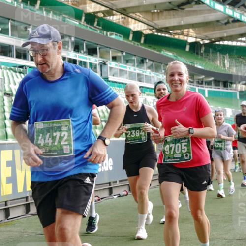 13.09.2026 - 21. swb-Marathon Bremen Michael Burmester http://msf.ph/oto/10431464 13.09.2026 13:28:55 Laufen im Stadion 111, 171, 220, 357, 422, 476, 478, 597, 685, 726, 729, 754, 829, 888, 925, 986, 1079, 1217, 1220, 1270, 1298, 1325, 1384, 1496, 1615, 1741, 1777, 1958, 1984, 2236, 2238, 2326, 2365, 2436, 2472, 2502, 2546, 2574, 2593, 2740, 2743, 2830, 2862, 2868, 2876, 2924, 2991, 3020, 3053, 3061, 3129, 3154, 3219, 3238, 3274, 3321, 3361, 3563, 3589, 3594, 3595, 3605, 3678, 3694, 3755, 3758, 3798, 3826, 3853, 3885, 3953, 3965, 3971, 3978, 3987, 4011, 4108, 4238, 4457, 4660 meine-sportfotos.de