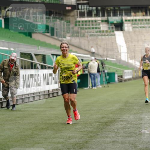 13.09.2026 - 21. swb-Marathon Bremen Michael Burmester http://msf.ph/oto/10431497 13.09.2026 10:22:46 Laufen im Stadion 10244, 10302, 10441, 10575, 10782, 10926, 11083, 11127, 11198, 11227, 11338, 11454, 11619, 11713, 11721, 11738, 11854, 11916, 11944, 12003, 12053, 12209, 12339, 12370, 12395, 12404, 12456, 12520, 12538, 13507, 13513, 13519, 13535, 13539, 13551, 13553, 13556, 13559, 13563, 13568, 13584, 13587, 13606, 13608, 13616, 13636, 13641, 13642, 10366, 10475, 11481, 11652, 13530, 13533, 13534, 13536, 13541, 13543, 13554, 13564 meine-sportfotos.de
