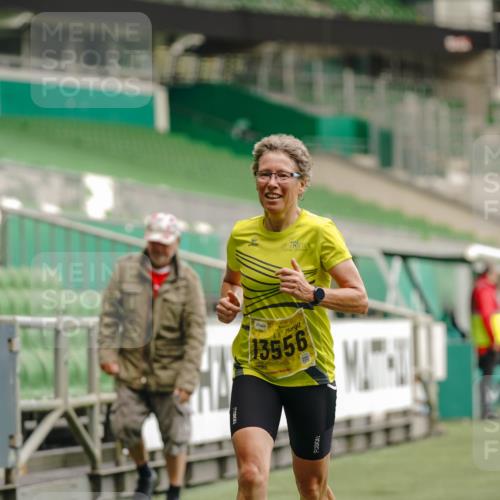 13.09.2026 - 21. swb-Marathon Bremen Michael Burmester http://msf.ph/oto/10431522 13.09.2026 10:22:47 Laufen im Stadion 10244, 10302, 10441, 10575, 10782, 10926, 11083, 11127, 11198, 11227, 11338, 11454, 11619, 11713, 11721, 11738, 11854, 11916, 11944, 12003, 12053, 12209, 12339, 12370, 12395, 12404, 12456, 12520, 12538, 13507, 13513, 13519, 13535, 13539, 13551, 13553, 13556, 13559, 13563, 13568, 13584, 13587, 13606, 13608, 13616, 13636, 13641, 13642, 10366, 10475, 11481, 11652, 13530, 13533, 13534, 13536, 13541, 13543, 13564 meine-sportfotos.de