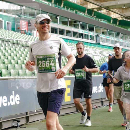 13.09.2026 - 21. swb-Marathon Bremen Michael Burmester http://msf.ph/oto/10431525 13.09.2026 13:28:58 Laufen im Stadion 111, 171, 220, 422, 476, 478, 597, 685, 726, 729, 754, 829, 888, 925, 986, 1079, 1217, 1220, 1242, 1270, 1298, 1325, 1384, 1496, 1615, 1741, 1777, 1886, 1958, 1984, 2236, 2238, 2326, 2365, 2436, 2472, 2502, 2546, 2574, 2593, 2740, 2743, 2830, 2862, 2868, 2876, 2924, 2991, 3020, 3053, 3061, 3129, 3154, 3238, 3274, 3321, 3361, 3563, 3589, 3594, 3595, 3605, 3678, 3694, 3755, 3758, 3798, 3826, 3853, 3885, 3898, 3953, 3965, 3971, 3987, 4011, 4108, 4238, 4457, 4660 meine-sportfotos.de