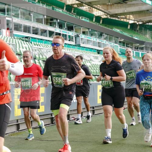 13.09.2026 - 21. swb-Marathon Bremen Michael Burmester http://msf.ph/oto/10431590 13.09.2026 13:29:01 Laufen im Stadion 111, 171, 220, 422, 476, 478, 685, 726, 729, 754, 829, 888, 925, 986, 1079, 1217, 1220, 1242, 1270, 1298, 1325, 1384, 1496, 1615, 1741, 1777, 1886, 1958, 1984, 2236, 2238, 2326, 2365, 2436, 2472, 2502, 2546, 2574, 2593, 2740, 2743, 2830, 2862, 2868, 2924, 2991, 3020, 3053, 3061, 3129, 3154, 3238, 3274, 3321, 3361, 3563, 3589, 3594, 3595, 3605, 3678, 3694, 3755, 3758, 3798, 3826, 3853, 3885, 3898, 3953, 3965, 3971, 3987, 4011, 4108, 4238, 4457, 4660 meine-sportfotos.de