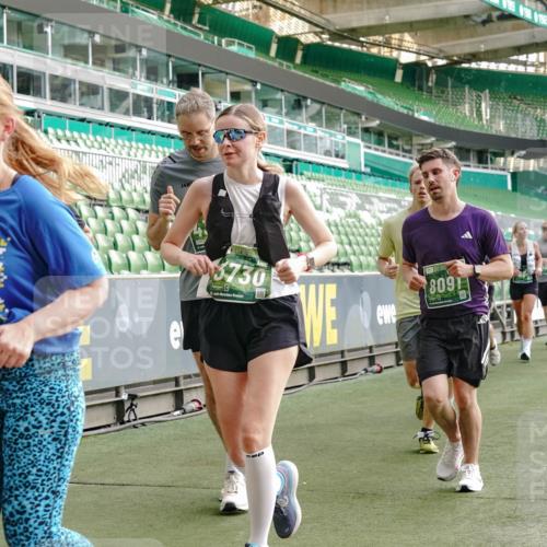13.09.2026 - 21. swb-Marathon Bremen Michael Burmester http://msf.ph/oto/10431640 13.09.2026 13:29:03 Laufen im Stadion 111, 171, 220, 422, 476, 478, 685, 726, 729, 754, 829, 888, 925, 986, 1079, 1217, 1220, 1242, 1270, 1298, 1325, 1384, 1496, 1615, 1741, 1777, 1886, 1958, 1984, 2236, 2238, 2263, 2326, 2365, 2436, 2472, 2502, 2546, 2574, 2593, 2740, 2743, 2830, 2862, 2868, 2924, 2991, 3020, 3053, 3061, 3129, 3154, 3238, 3274, 3286, 3321, 3361, 3563, 3589, 3594, 3595, 3605, 3678, 3694, 3755, 3758, 3798, 3826, 3853, 3885, 3898, 3953, 3965, 3971, 3987, 4011, 4108, 4238, 4457, 4660 meine-sportfotos.de