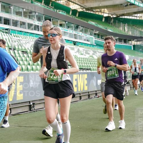 13.09.2026 - 21. swb-Marathon Bremen Michael Burmester http://msf.ph/oto/10431648 13.09.2026 13:29:03 Laufen im Stadion 111, 171, 220, 422, 476, 478, 685, 726, 729, 754, 829, 888, 925, 986, 1079, 1217, 1220, 1242, 1270, 1298, 1325, 1384, 1496, 1615, 1741, 1777, 1886, 1958, 1984, 2236, 2238, 2263, 2326, 2365, 2436, 2472, 2502, 2546, 2574, 2593, 2740, 2743, 2830, 2862, 2868, 2924, 2991, 3020, 3053, 3061, 3129, 3154, 3238, 3274, 3286, 3321, 3361, 3563, 3589, 3594, 3595, 3605, 3678, 3694, 3755, 3758, 3798, 3826, 3853, 3885, 3898, 3953, 3965, 3971, 3987, 4011, 4108, 4238, 4457, 4660 meine-sportfotos.de