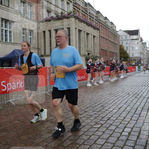 13.09.2026 - Kiel Lauf Yannick Fuchs http://msf.ph/oto/10431702 13.09.2026 11:17:05 Ziel 608, 3995, 7800, 7880, 9428, 1925, 2050, 6170, 6977, 8630, 8964, 9035, 10554, 11230, 11584, 11926, 12226, 12370, 7400, 9570, 644, 2822, 5732, 6170, 9035, 9173, 9593, 11230 meine-sportfotos.de