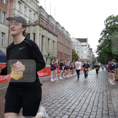13.09.2026 - Kiel Lauf Yannick Fuchs http://msf.ph/oto/10431745 13.09.2026 11:17:21 Ziel 7400, 9570, 608, 1925, 2050, 3995, 6977, 7800, 7880, 8630, 8964, 9428, 12226, 12370, 7720, 1925, 6977, 8964, 10554, 11584, 11926 meine-sportfotos.de