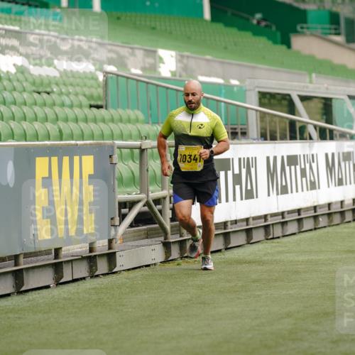 13.09.2026 - 21. swb-Marathon Bremen Michael Burmester http://msf.ph/oto/10431767 13.09.2026 10:23:06 Laufen im Stadion 10235, 10302, 10341, 10441, 10520, 10575, 10592, 10782, 10926, 11083, 11127, 11198, 11227, 11338, 11373, 11426, 11454, 11619, 11713, 11721, 11738, 11854, 11903, 11916, 11944, 12003, 12053, 12144, 12209, 12339, 12370, 12395, 12404, 12538, 13507, 13513, 13519, 13535, 13539, 13551, 13553, 13556, 13559, 13563, 13566, 13584, 13587, 13616, 13636, 13641, 13642, 10366, 10475, 11481, 11652, 13530, 13533, 13534, 13536, 13541, 13564 meine-sportfotos.de