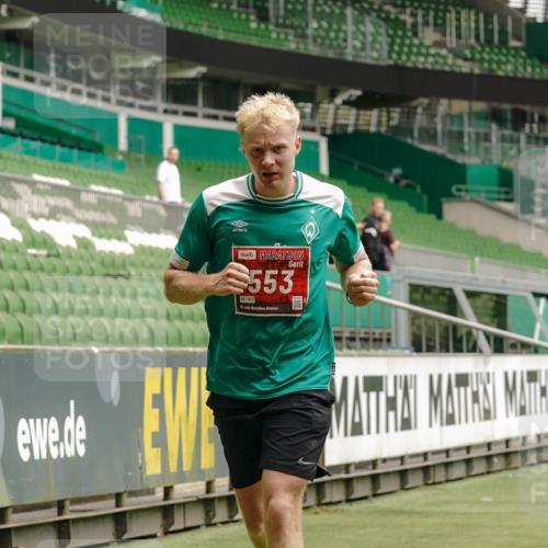 13.09.2026 - 21. swb-Marathon Bremen Michael Burmester http://msf.ph/oto/10431814 13.09.2026 12:28:04 Laufen im Stadion 103, 238, 358, 420, 553, 574, 649, 719, 959, 1161, 1253, 1256, 1352, 1391, 1428, 1525, 1724, 1783, 1917, 2032, 3662, 4264, 149, 289, 798, 814, 1313, 1483, 1490, 1544, 1567 meine-sportfotos.de
