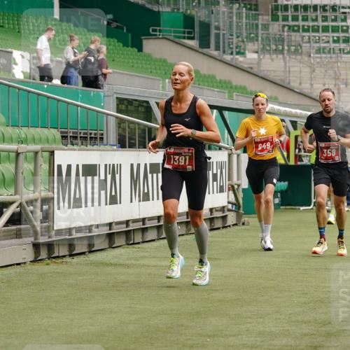 13.09.2026 - 21. swb-Marathon Bremen Michael Burmester http://msf.ph/oto/10431839 13.09.2026 12:28:08 Laufen im Stadion 103, 238, 358, 420, 553, 574, 649, 719, 959, 1161, 1253, 1256, 1352, 1391, 1428, 1525, 1724, 1783, 1917, 2032, 3662, 4264, 149, 289, 798, 814, 1313, 1483, 1490, 1544 meine-sportfotos.de