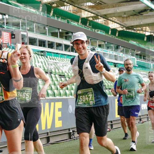 13.09.2026 - 21. swb-Marathon Bremen Michael Burmester http://msf.ph/oto/10431859 13.09.2026 13:29:12 Laufen im Stadion 111, 171, 220, 422, 476, 478, 685, 729, 754, 767, 829, 888, 925, 986, 1079, 1217, 1220, 1242, 1270, 1298, 1325, 1384, 1496, 1615, 1633, 1634, 1741, 1777, 1886, 1958, 1984, 2238, 2263, 2326, 2365, 2436, 2449, 2472, 2502, 2546, 2574, 2593, 2738, 2740, 2743, 2830, 2862, 2868, 2924, 2991, 3020, 3053, 3061, 3129, 3154, 3238, 3274, 3286, 3321, 3361, 3563, 3589, 3594, 3595, 3605, 3678, 3694, 3755, 3758, 3798, 3826, 3853, 3898, 3953, 3965, 3971, 3987, 4011, 4056, 4108, 4238, 4457 meine-sportfotos.de