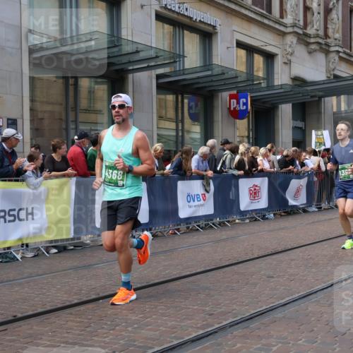 13.09.2026 - 21. swb-Marathon Bremen Strokosch-Dieckow http://msf.ph/oto/10431883 13.09.2026 13:11:36 Ziel 493, 826, 863, 2444, 2820, 3336, 3703, 4283, 4368, 4651, 4698, 5521, 5585, 5893, 6059, 6668, 7621, 8996, 9398, 13055, 382, 3899, 6274, 7109, 8982, 9291 meine-sportfotos.de