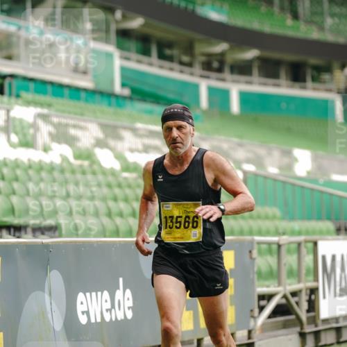 13.09.2026 - 21. swb-Marathon Bremen Michael Burmester http://msf.ph/oto/10431927 13.09.2026 10:23:18 Laufen im Stadion 10235, 10302, 10341, 10441, 10520, 10575, 10592, 10782, 10926, 11042, 11083, 11127, 11198, 11201, 11227, 11338, 11373, 11426, 11454, 11619, 11628, 11713, 11721, 11738, 11854, 11903, 11944, 12003, 12053, 12144, 12209, 12339, 12370, 12395, 12404, 12469, 12477, 12538, 13507, 13513, 13519, 13535, 13539, 13553, 13556, 13559, 13563, 13566, 13580, 13584, 13587, 13616, 13636, 13641, 13642, 10366, 10475, 11481, 11652, 13530, 13534, 13541, 13564 meine-sportfotos.de