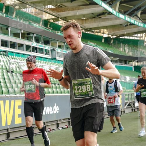 13.09.2026 - 21. swb-Marathon Bremen Michael Burmester http://msf.ph/oto/10432025 13.09.2026 13:29:23 Laufen im Stadion 111, 171, 220, 405, 422, 476, 478, 685, 729, 754, 767, 829, 925, 986, 1079, 1217, 1220, 1242, 1270, 1298, 1325, 1384, 1496, 1615, 1633, 1634, 1741, 1777, 1811, 1886, 1983, 2238, 2263, 2326, 2365, 2436, 2449, 2472, 2546, 2574, 2593, 2738, 2740, 2743, 2830, 2862, 2868, 2924, 2991, 3020, 3053, 3061, 3129, 3154, 3238, 3274, 3286, 3321, 3361, 3563, 3589, 3594, 3595, 3605, 3678, 3694, 3755, 3758, 3798, 3826, 3853, 3898, 3929, 3953, 3965, 3971, 3987, 4011, 4056, 4108, 4238 meine-sportfotos.de