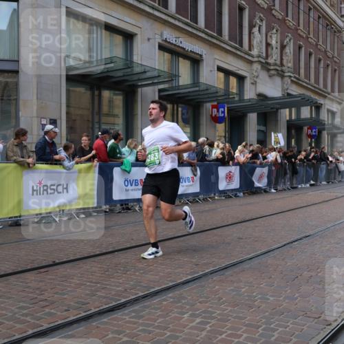 13.09.2026 - 21. swb-Marathon Bremen Strokosch-Dieckow http://msf.ph/oto/10432148 13.09.2026 13:11:49 Ziel 493, 863, 2444, 2447, 2820, 3336, 3362, 3703, 3830, 4283, 4698, 5521, 5893, 5940, 6107, 6739, 7521, 7621, 13013, 382, 826, 4368, 4651, 5521, 5585, 6059, 6668, 7109, 8982, 8996, 9398, 13055 meine-sportfotos.de