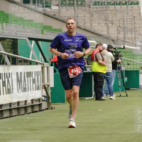 13.09.2026 - 21. swb-Marathon Bremen Michael Burmester http://msf.ph/oto/10432213 13.09.2026 12:29:00 Laufen im Stadion 314, 358, 420, 520, 547, 553, 574, 649, 719, 858, 934, 959, 1161, 1253, 1256, 1391, 1428, 1525, 1724, 1783, 1917, 3662, 4264, 206, 447, 814, 875, 968, 1187, 1313, 1544, 1840, 2044, 2143 meine-sportfotos.de