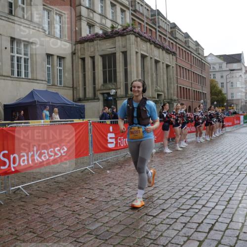 13.09.2026 - Kiel Lauf Yannick Fuchs http://msf.ph/oto/10432219 13.09.2026 11:20:11 Ziel 6116, 422, 562, 3854, 10951, 422, 3505, 10581, 10951 meine-sportfotos.de