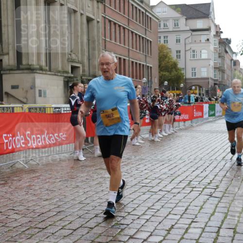 13.09.2026 - Kiel Lauf Yannick Fuchs http://msf.ph/oto/10432244 13.09.2026 11:20:25 Ziel 562, 3854, 6116, 2913, 4598, 10950, 562 meine-sportfotos.de